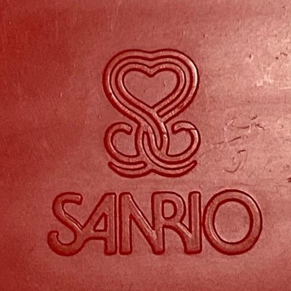 Sanrio Vintage Hello Kitty Collectors Pencil Box | Color: Red | 1976 - Picture 7 of 7